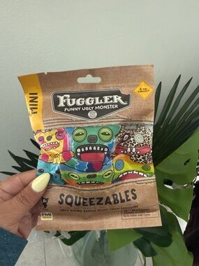 VIRAL Fuggler Squeezables Funny Ugly Monster 1 Blind bag